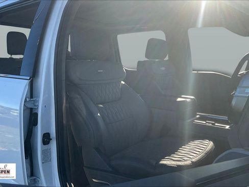 New 2025 Ford F350 Platinum w/ Platinum Plus Package image 8