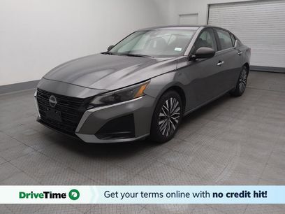 Used 2024 Nissan Altima 2.5 SV