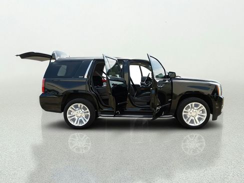 Used 2018 GMC Yukon SLT w/ Premium Edition RWD image 16