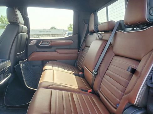 Used 2023 GMC Sierra 1500 Denali Ultimate AWD/4WD image 33