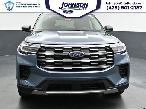 New 2026 Ford Explorer Active image 4