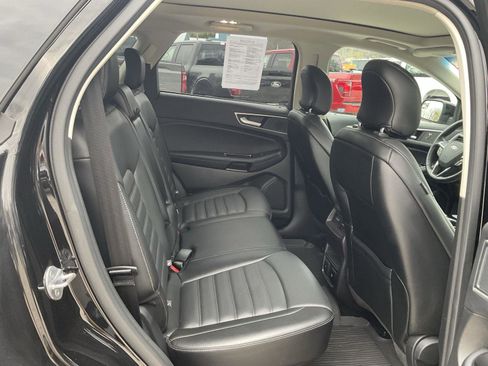 Used 2018 Ford Edge SEL w/ Equipment Group 201A image 16