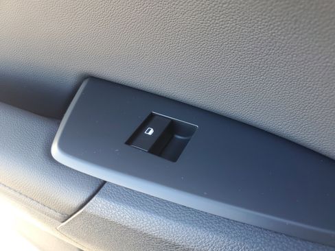 New 2026 Kia Sportage EX image 14