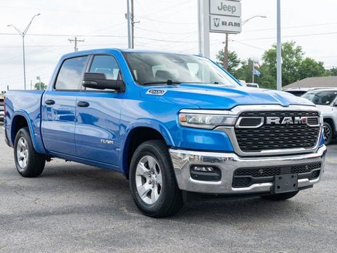 Certified 2025 RAM 1500 Big Horn AWD/4WD image 7