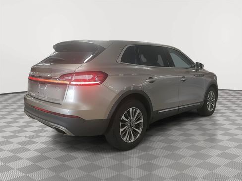 Used 2019 Lincoln Nautilus Select FWD image 29