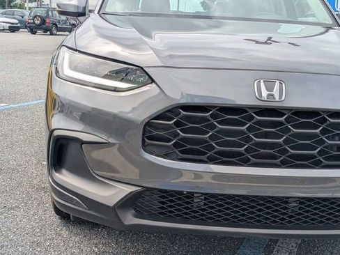 Used 2024 Honda HR-V LX image 9