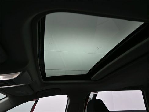 Used 2025 Toyota RAV4 XLE w/ Convenience Package image 4