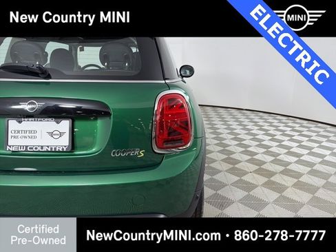 Certified 2024 MINI Cooper SE image 13