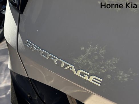 New 2026 Kia Sportage SX Prestige image 9