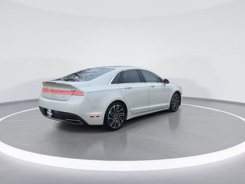 Used 2020 Lincoln MKZ Reserve w/ Elements Package image 9