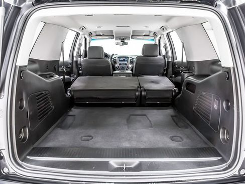Used 2019 Chevrolet Tahoe LS RWD image 38