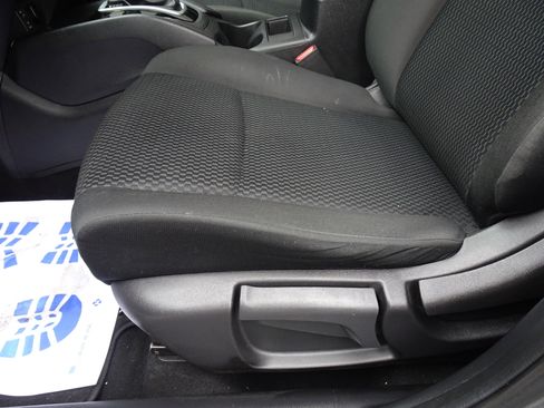 Used 2017 Nissan Rogue Sport S w/ S Appearance Package image 9