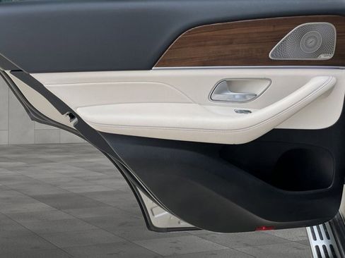 Used 2022 Mercedes-Benz GLE 350 4MATIC image 25