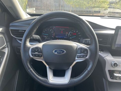 Used 2024 Ford Explorer XLT w/ Equipment Group 202A image 32