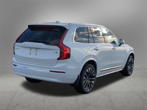 New 2026 Volvo XC90 B6 Ultra w/ Protection Package image 6