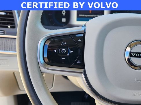 Used 2025 Volvo XC90 B6 Core w/ Protection Package Premier image 16