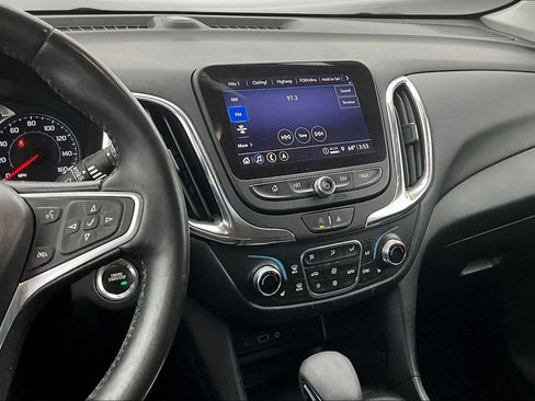 Used 2022 Chevrolet Equinox LT image 10