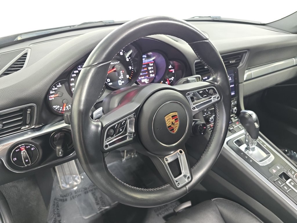 Used 2018 Porsche 911 Carrera T RWD image 4