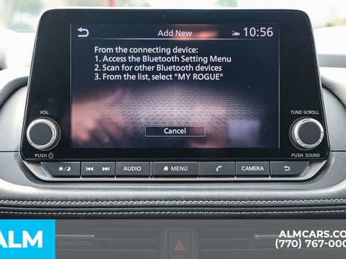 Used 2025 Nissan Rogue SV image 39