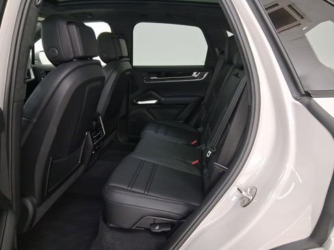 Certified 2026 Porsche Cayenne GTS image 13