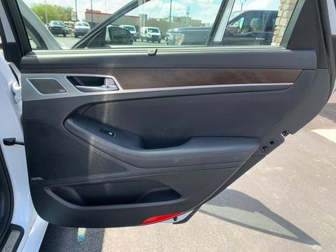 Used 2018 Genesis G80 3.8 w/ Option Group 03 AWD/4WD image 38
