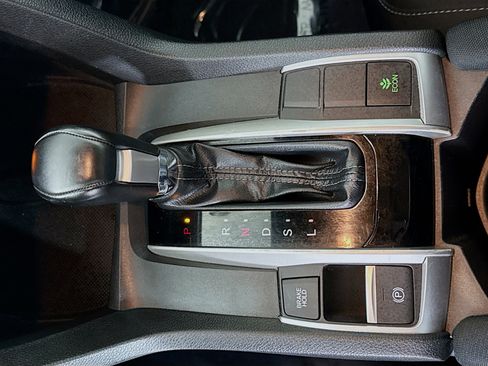 Used 2019 Honda Civic EX image 20