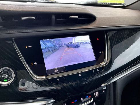 Used 2021 Cadillac XT6 Premium Luxury FWD image 28