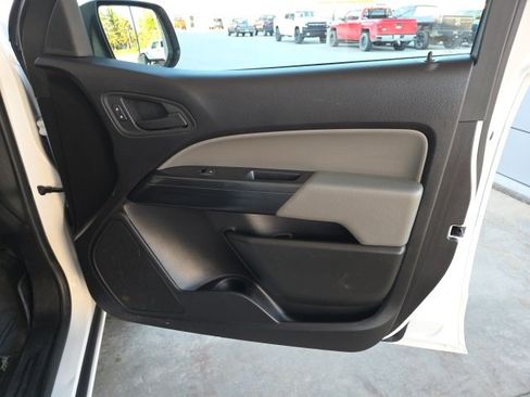 Used 2019 Chevrolet Colorado W/T image 41
