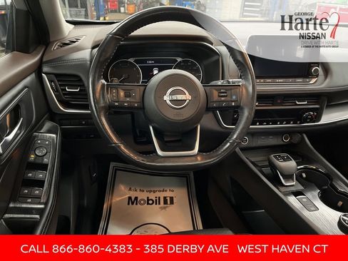 Certified 2023 Nissan Rogue SV w/ SV Premium B Package AWD/4WD image 32
