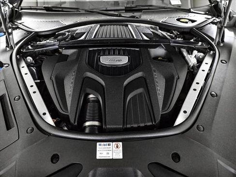 Used 2019 Porsche Panamera 4 AWD/4WD image 24