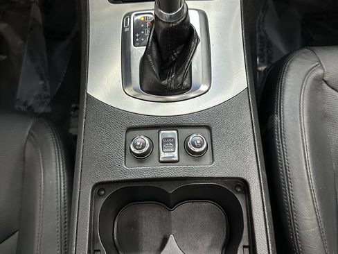 Used 2009 INFINITI G37 Sport w/ Premium Pkg image 26
