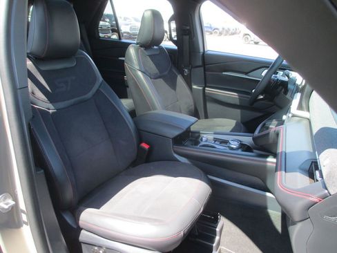 Used 2026 Ford Explorer ST w/ Sun And Sound Package image 23