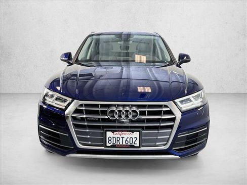 Used 2018 Audi Q5 Prestige w/ Prestige Package AWD/4WD image 2