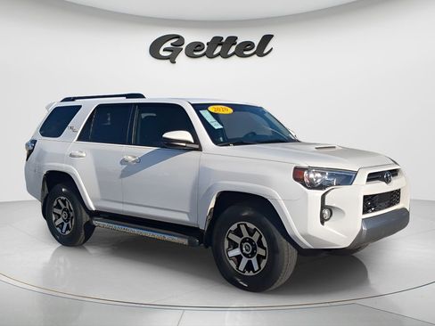 Used 2020 Toyota 4Runner TRD Off-Road image 11