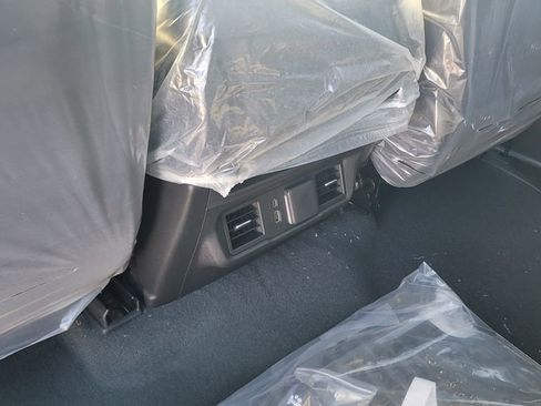 New 2026 Chevrolet Silverado 1500 LT image 26