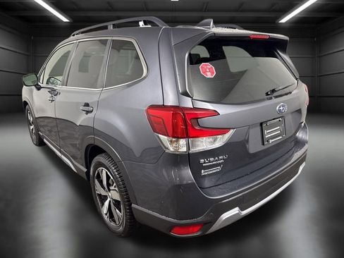 Used 2021 Subaru Forester Touring image 4
