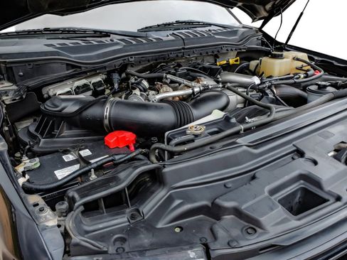 Used 2019 Ford F250 Lariat w/ Lariat Ultimate Package image 57