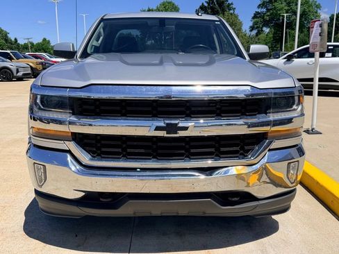 Used 2019 Chevrolet Silverado 1500 LT w/ LPO, Black Pack AWD/4WD image 2