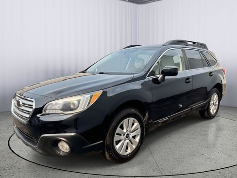 Used 2017 Subaru Outback 2.5i Premium AWD/4WD image 12