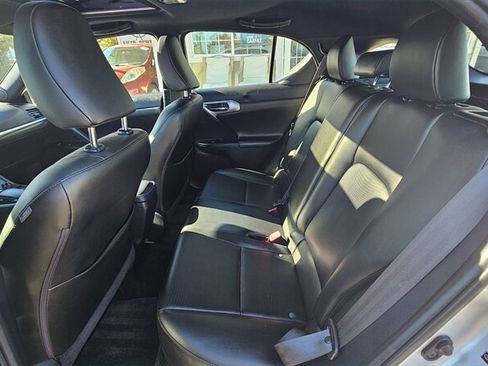 Used 2012 Lexus CT 200h Premium image 8