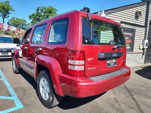 Used 2012 Jeep Liberty Sport AWD/4WD image 2