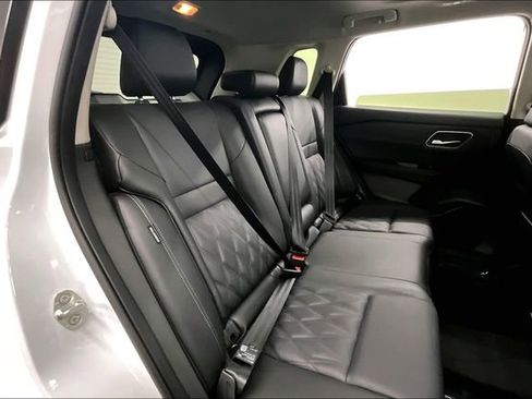 New 2025 Nissan Rogue Platinum AWD/4WD image 33