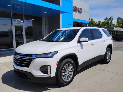 Used 2023 Chevrolet Traverse LT FWD image 10