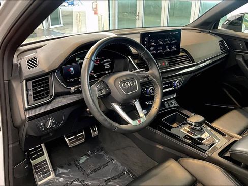 Certified 2023 Audi SQ5 Premium Plus w/ Premium Plus Package AWD/4WD image 17