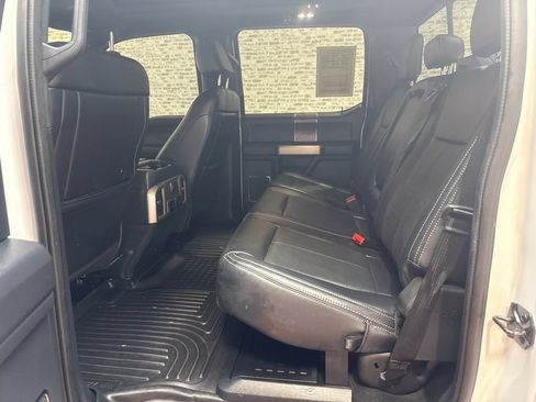 Used 2022 Ford F250 Lariat w/ Lariat Ultimate Package AWD/4WD image 13