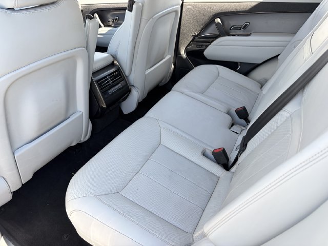 Used 2023 Land Rover Range Rover Sport SE AWD/4WD image 24