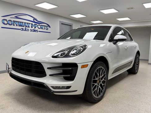 Used 2015 Porsche Macan Turbo image 1
