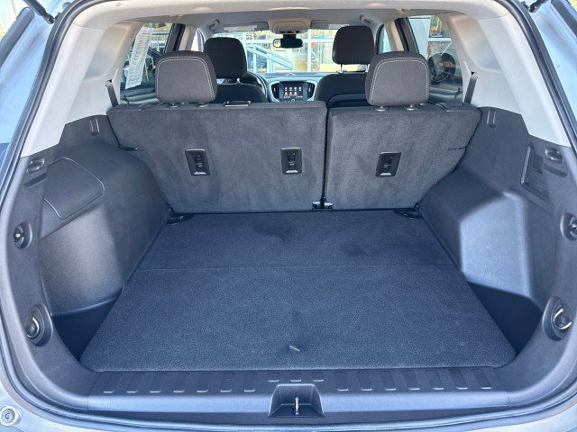 Used 2023 GMC Terrain SLE w/ Driver Convenience Package FWD image 25