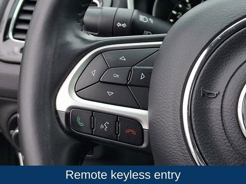 Used 2018 Jeep Compass Latitude w/ Popular Equipment Group image 7