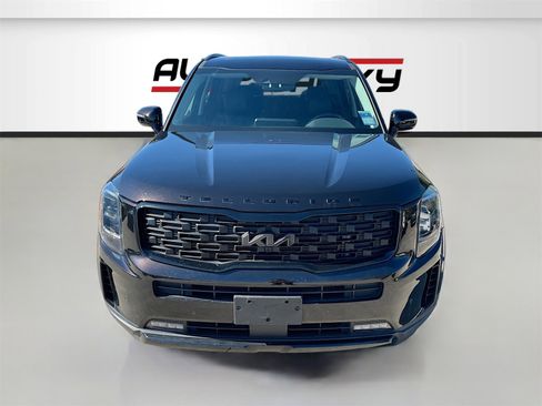Used 2022 Kia Telluride SX w/ Nightfall Edition Package image 2